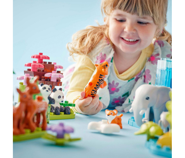 LEGO DUPLO 10446 Rodziny dzikich zwierząt 3 w 1 - 1283652 - zdjęcie 8
